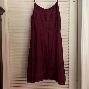 Old Navy maroon dress